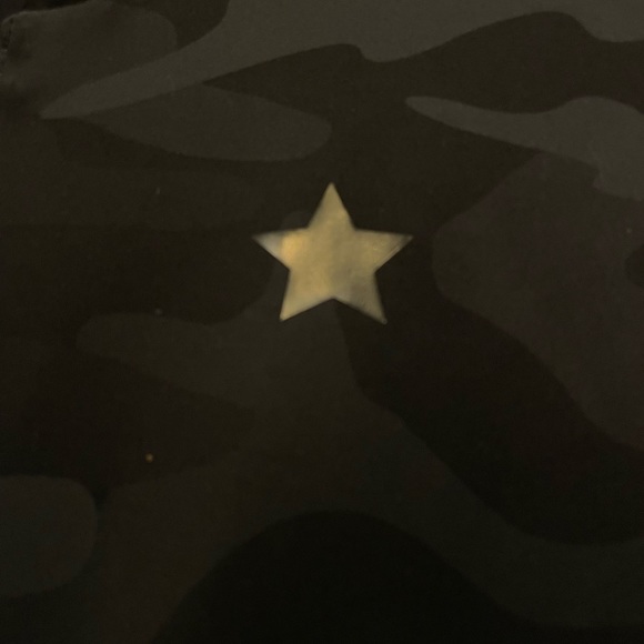 ULTRACOR- dark Camo with black STAR on back - Picture 2 of 5
